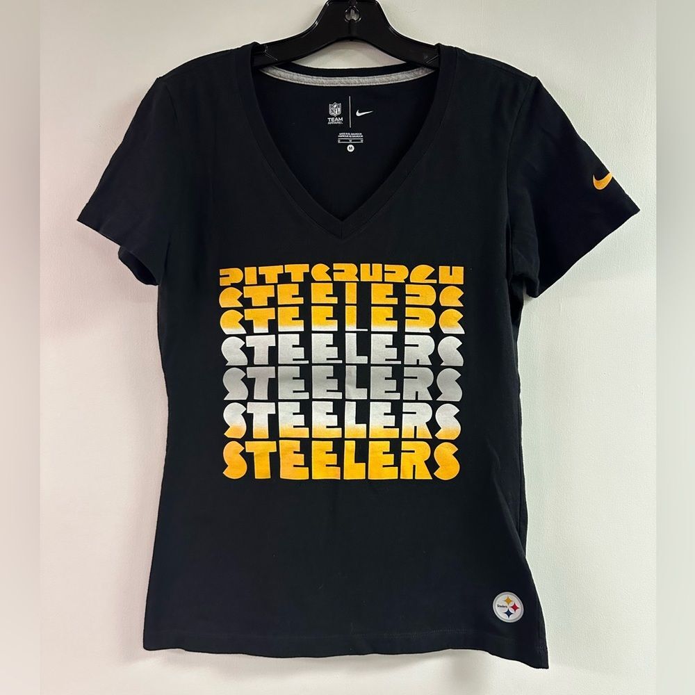 Women’s Black Pittsburgh Steelers Logo Nike V-Neck T-Shirt Size M